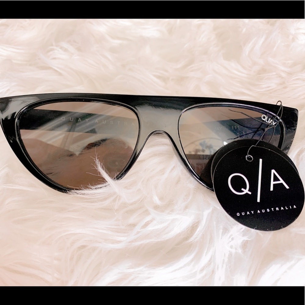 Brand New Black Quay Sunnies✨✨